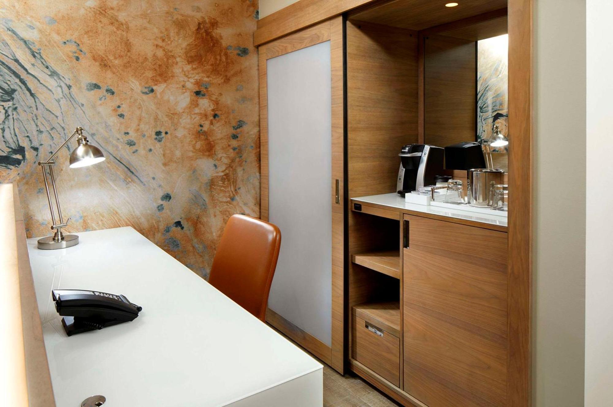 Cambria Hotel Phoenix Chandler - Fashion Center エクステリア 写真