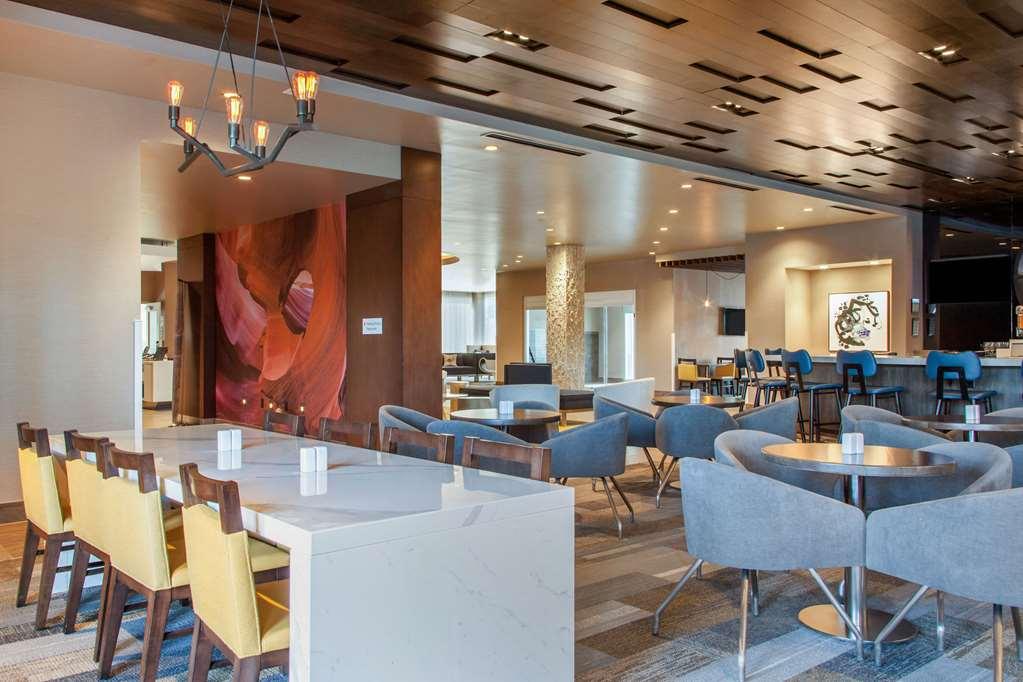 Cambria Hotel Phoenix Chandler - Fashion Center レストラン 写真